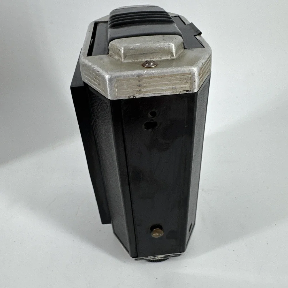 Antique Cameras Lot Of 2 Brownie Reflex Synchro & Six-20 w/Film & Carrying‎ Case